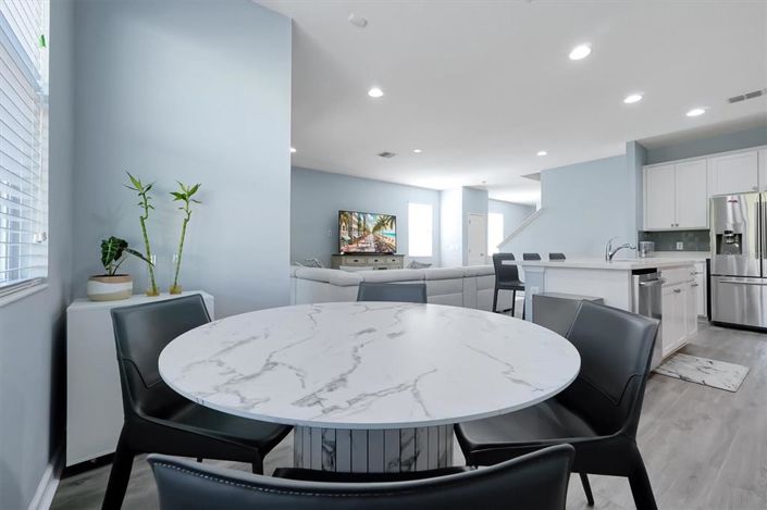 Image No.16-5 Bed House for sale