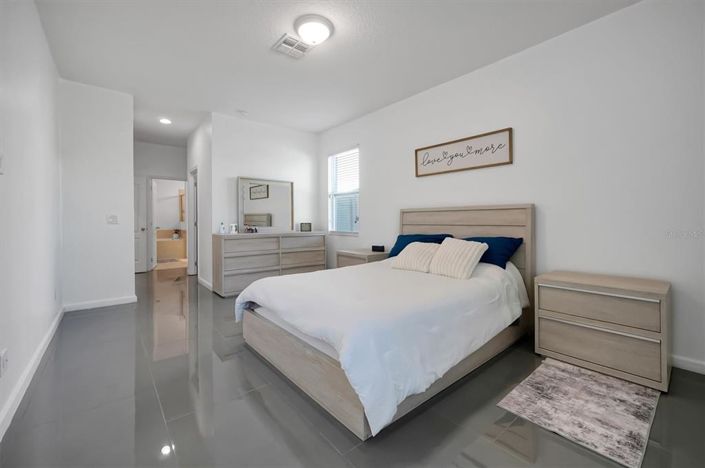 Image No.21-5 Bed House for sale