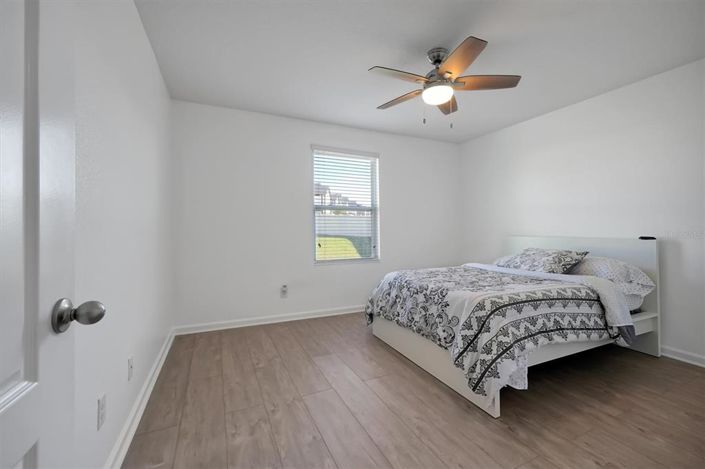 Image No.33-5 Bed House for sale