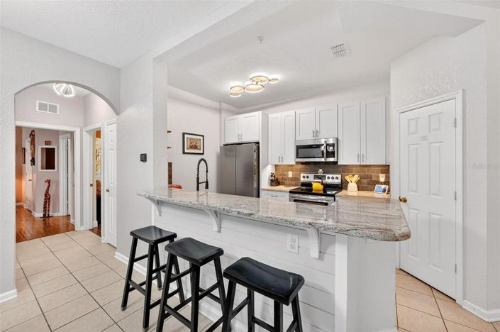 Image No.14-3 Bed Apartment for sale