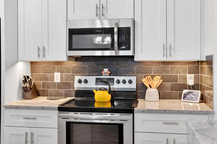 Image No.20-3 Bed Apartment for sale