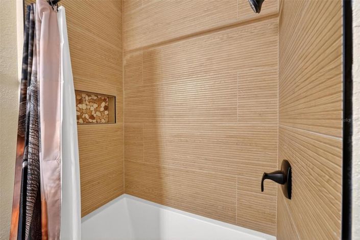 Image No.40-3 Bed Apartment for sale