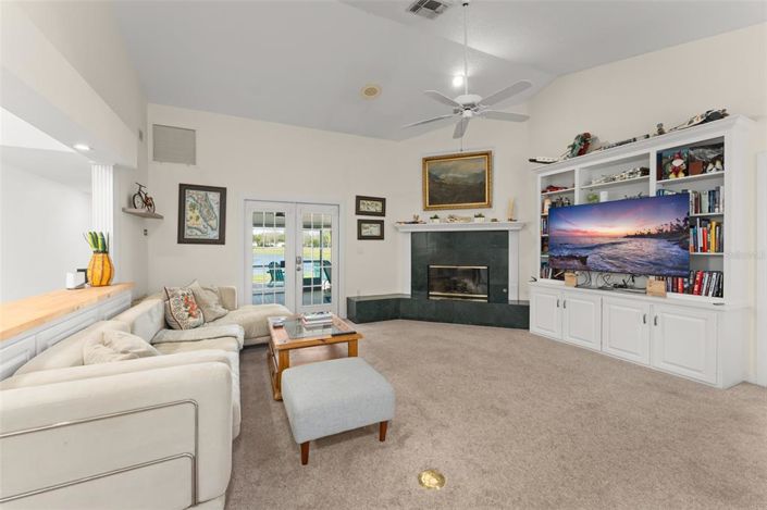 Image No.12-3 Bed House for sale