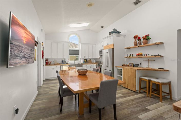 Image No.17-3 Bed House for sale