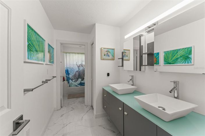 Image No.31-3 Bed House for sale