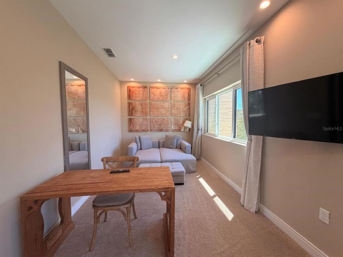 Image No.20-3 Bed Townhouse for sale