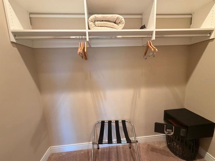 Image No.24-3 Bed Townhouse for sale