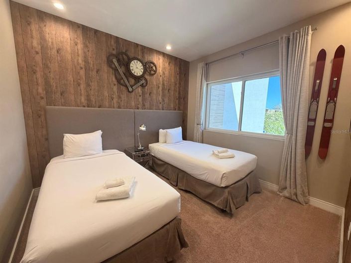 Image No.28-3 Bed Townhouse for sale