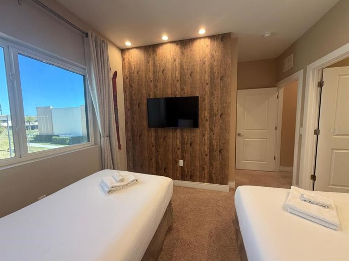 Image No.29-3 Bed Townhouse for sale