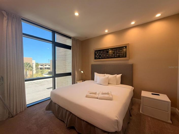 Image No.32-3 Bed Townhouse for sale