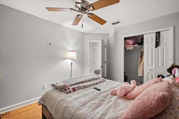 Image No.27-3 Bed Townhouse for sale