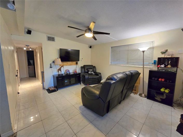 Image No.21-Maison de 2 chambres à vendre à Saint John