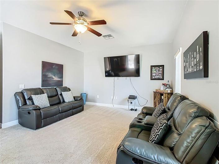 Image No.22-3 Bed House for sale