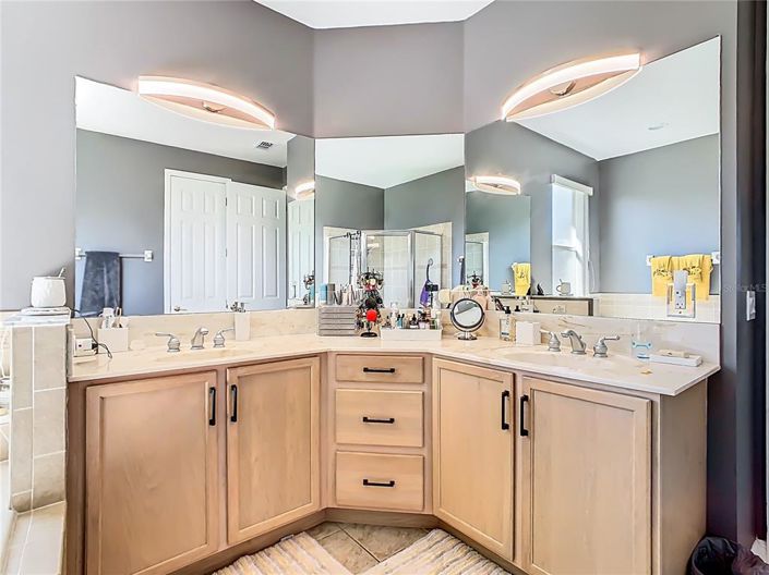 Image No.32-3 Bed House for sale