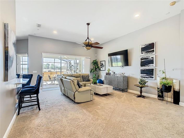 Image No.8-3 Bed House for sale