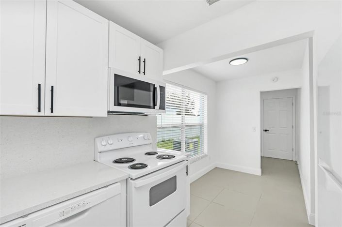 Image No.13-2 Bed House for sale