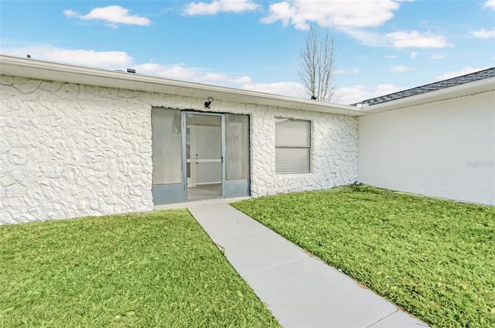 Image No.4-2 Bed House for sale