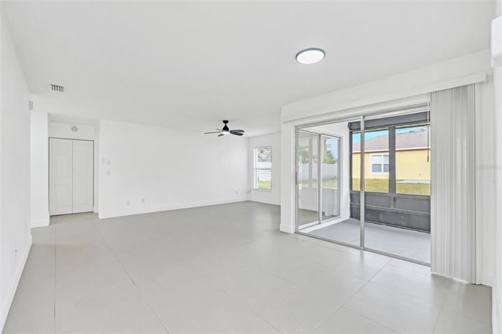 Image No.8-2 Bed House for sale