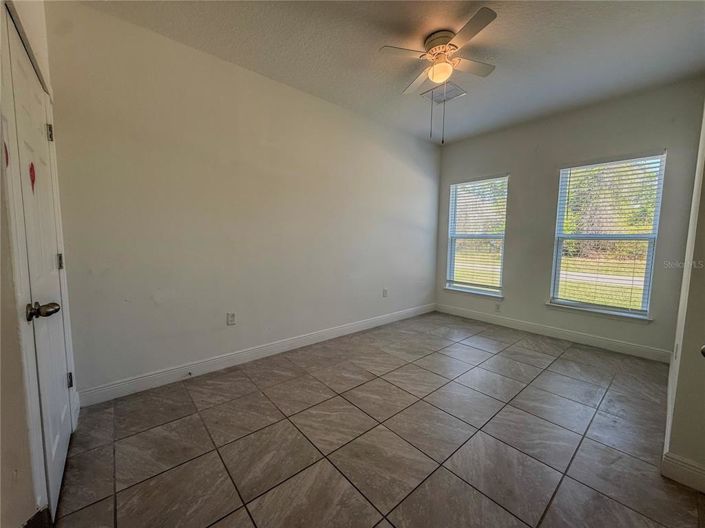 Image No.4-Maison de 4 chambres à vendre à Saint John