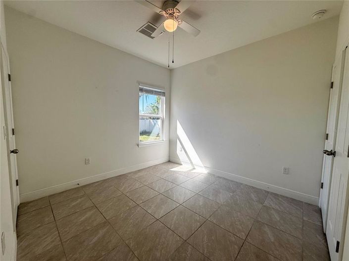 Image No.9-Maison de 4 chambres à vendre à Saint John