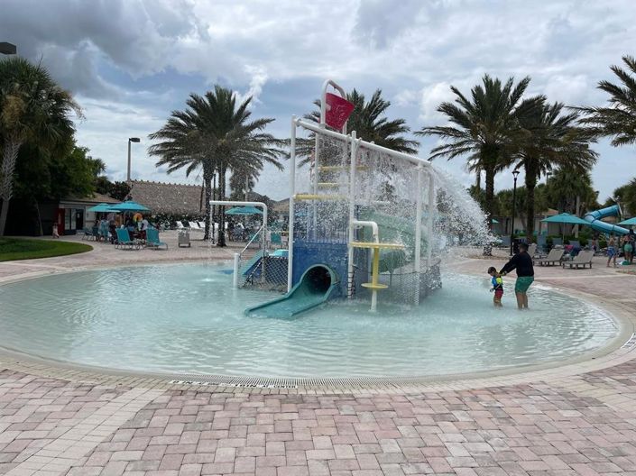 Image No.42-Maison de ville de 4 chambres à vendre à Saint John