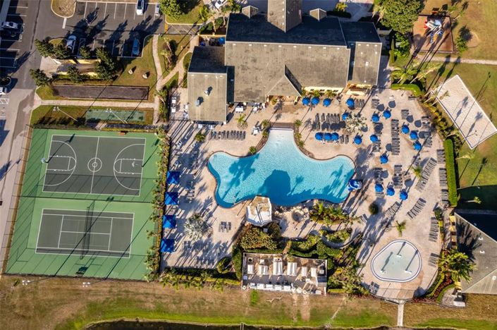 Image No.32-5 Bed Townhouse for sale