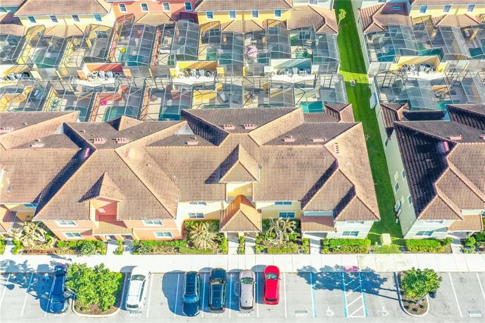 Image No.2-Maison de ville de 4 chambres à vendre à Saint John