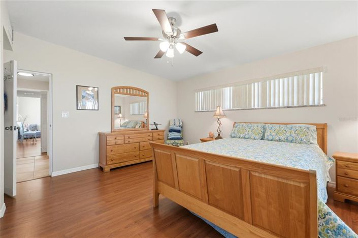 Image No.34-2 Bed House for sale