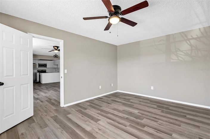 Image No.21-2 Bed Apartment for sale