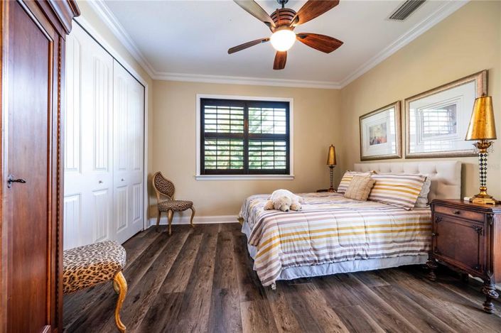 Image No.24-4 Bed House for sale