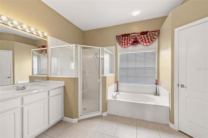 Image No.29-4 Bed House for sale