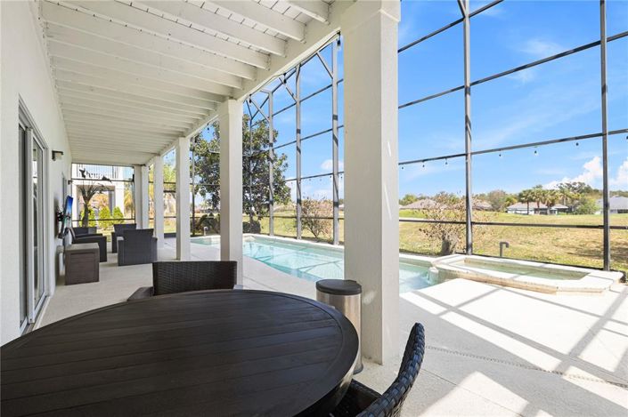 Image No.13-5 Bed House for sale