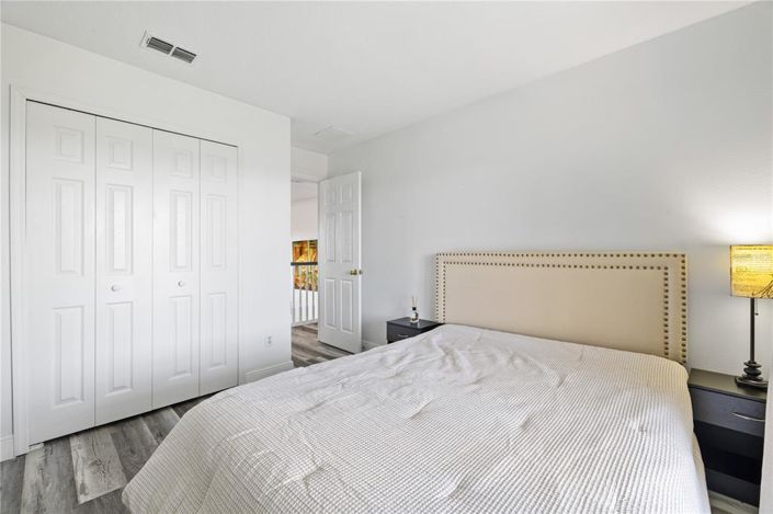 Image No.22-5 Bed House for sale