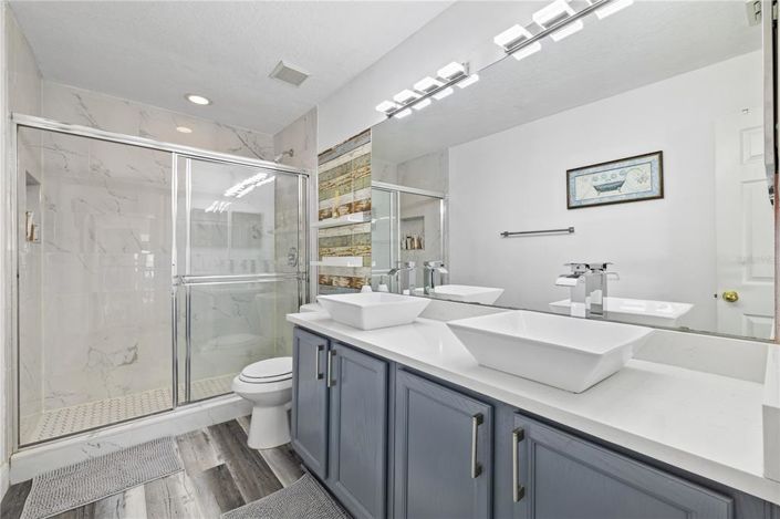 Image No.23-5 Bed House for sale