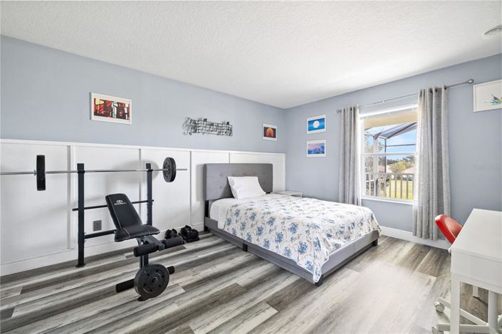 Image No.24-5 Bed House for sale