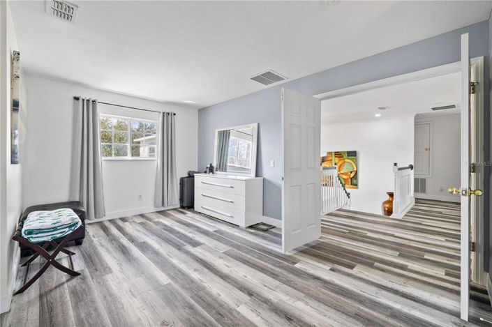 Image No.30-5 Bed House for sale