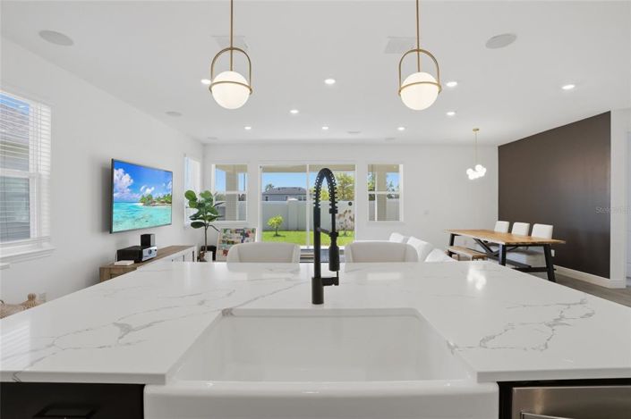 Image No.13-3 Bed House for sale