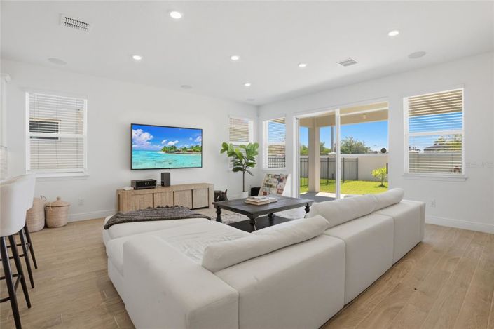 Image No.16-3 Bed House for sale