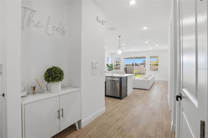 Image No.8-3 Bed House for sale