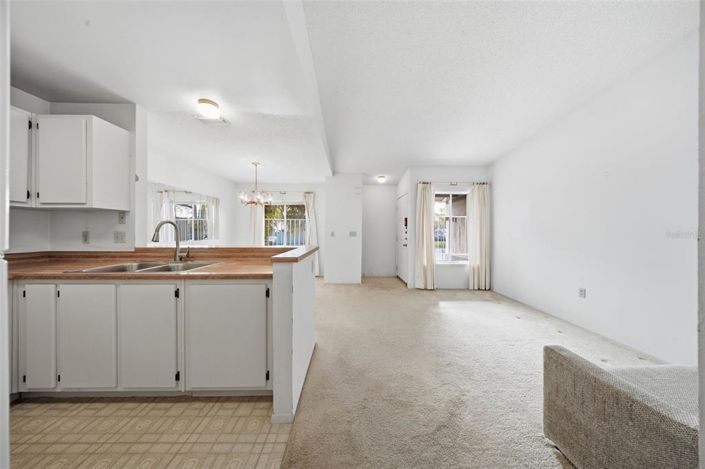 Image No.12-1 Bed Townhouse for sale