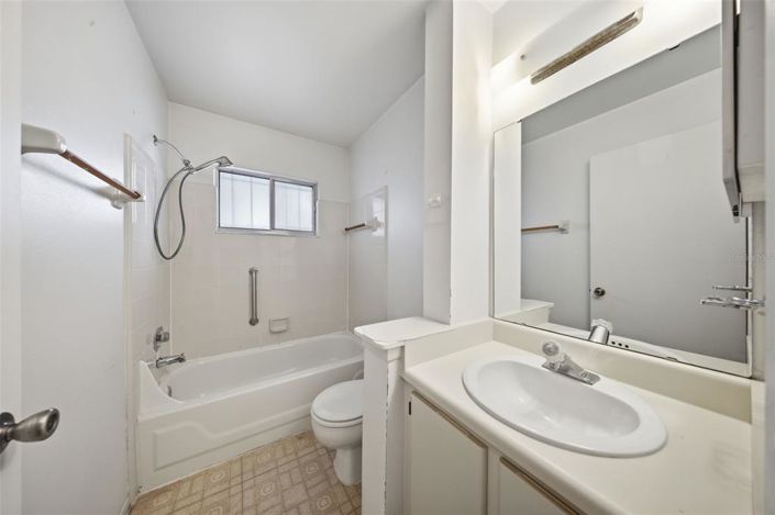 Image No.17-1 Bed Townhouse for sale