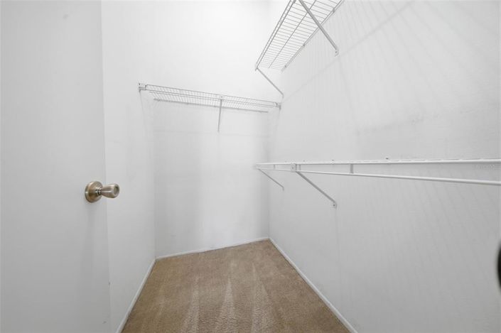 Image No.18-1 Bed Townhouse for sale