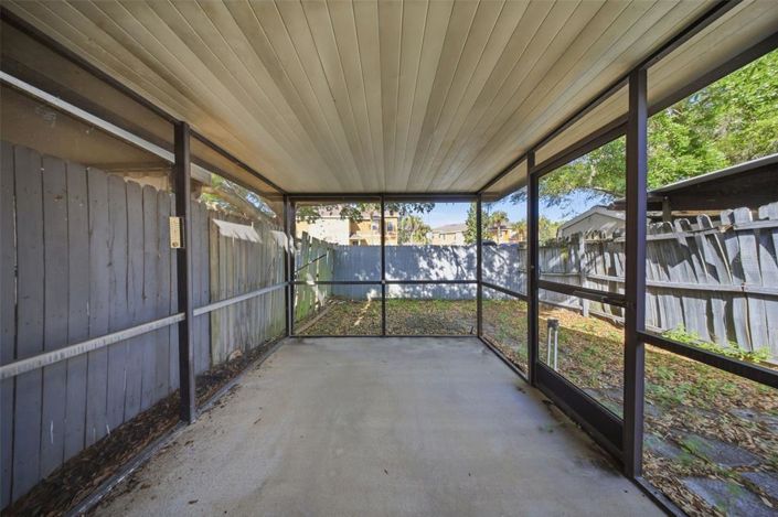 Image No.19-1 Bed Townhouse for sale