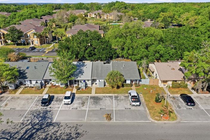 Image No.26-1 Bed Townhouse for sale