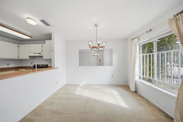 Image No.7-1 Bed Townhouse for sale