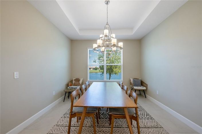 Image No.12-2 Bed House for sale