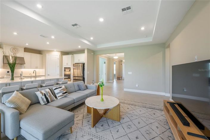 Image No.9-2 Bed House for sale