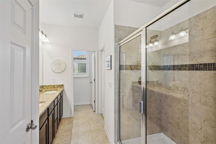 Image No.14-4 Bed House for sale