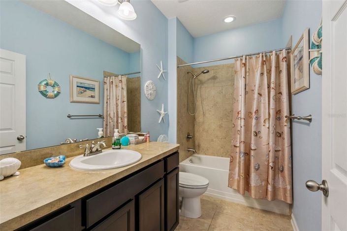 Image No.17-4 Bed House for sale