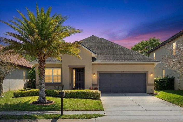 Image No.2-4 Bed House for sale